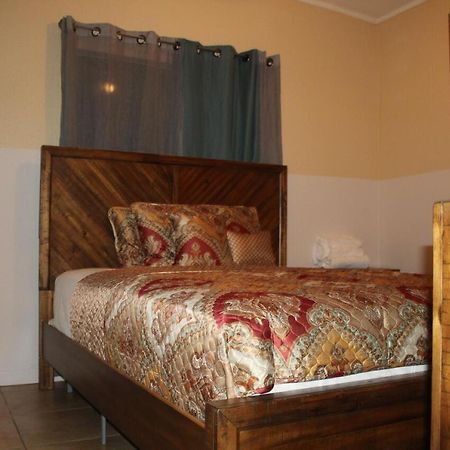 Oyo Family Ranch At Melbourne Fl Hotel Ngoại thất bức ảnh