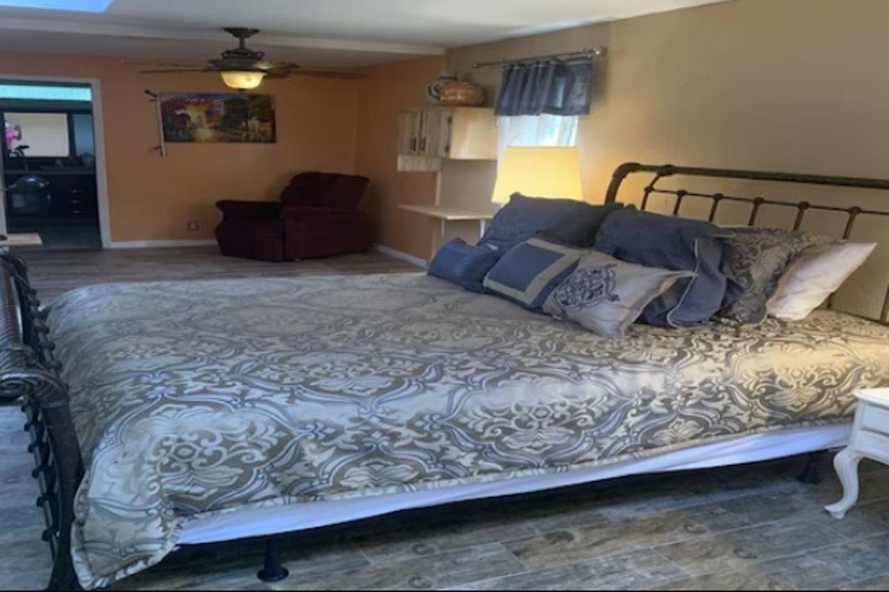 Oyo Family Ranch At Melbourne Fl Hotel Ngoại thất bức ảnh